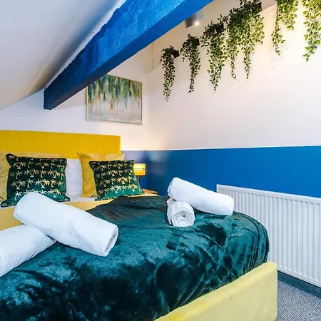 Sleek And Stylish House - 5 Minutes From Leeds Centre *