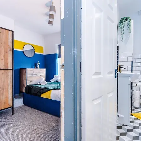 Sleek And Stylish House - 5 Minutes From Leeds Centre Dom wakacyjny