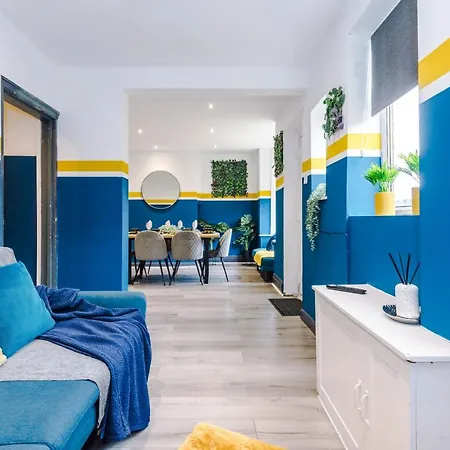 Sleek And Stylish House - 5 Minutes From Leeds Centre Leeds (West Yorkshire)