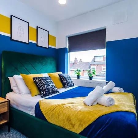 Sleek And Stylish House - 5 Minutes From Leeds Centre Casa de Férias *