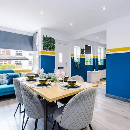 Sleek And Stylish House - 5 Minutes From Leeds Centre Casa de Férias *